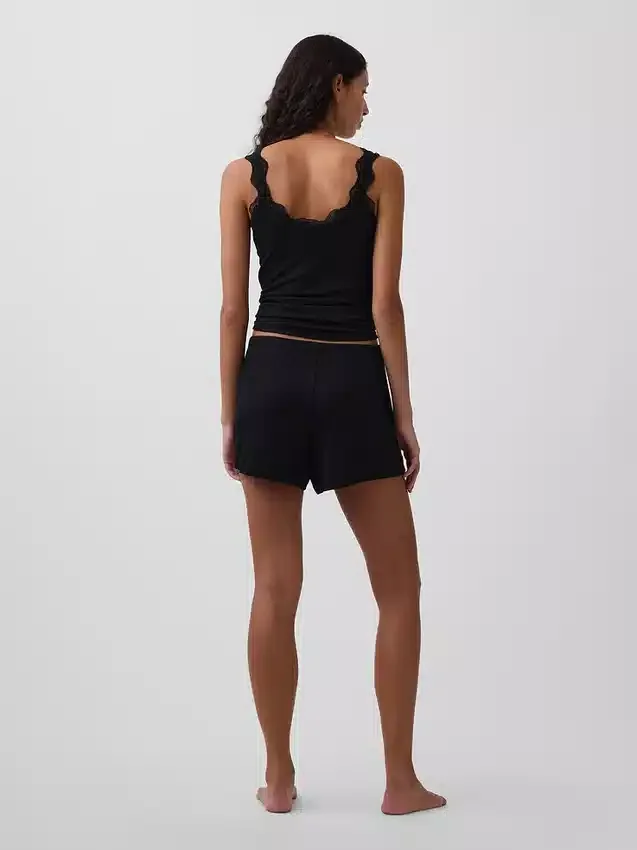 Pantalones cortos de pijama holgados con acanalado fino