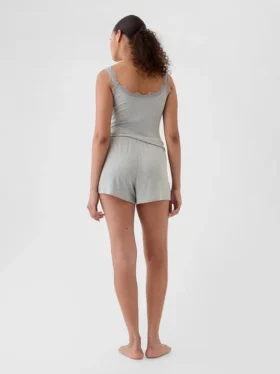 Pantalones cortos de pijama holgados con acanalado fino