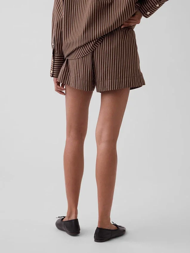 Pantalones cortos de popelín de algodón orgánico a rayas