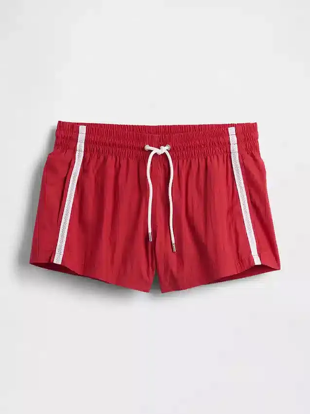 Pantalones cortos deportivos de 2.5"