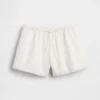 Pantalones cortos fáciles de poner para niños de lino y algodón con ribete de encaje