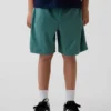 Pantalones cortos GapFit de malla reciclada de 6" para niños