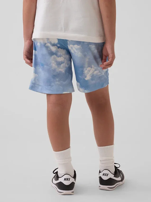 Pantalones cortos GapFit de malla reciclada de 6" para niños
