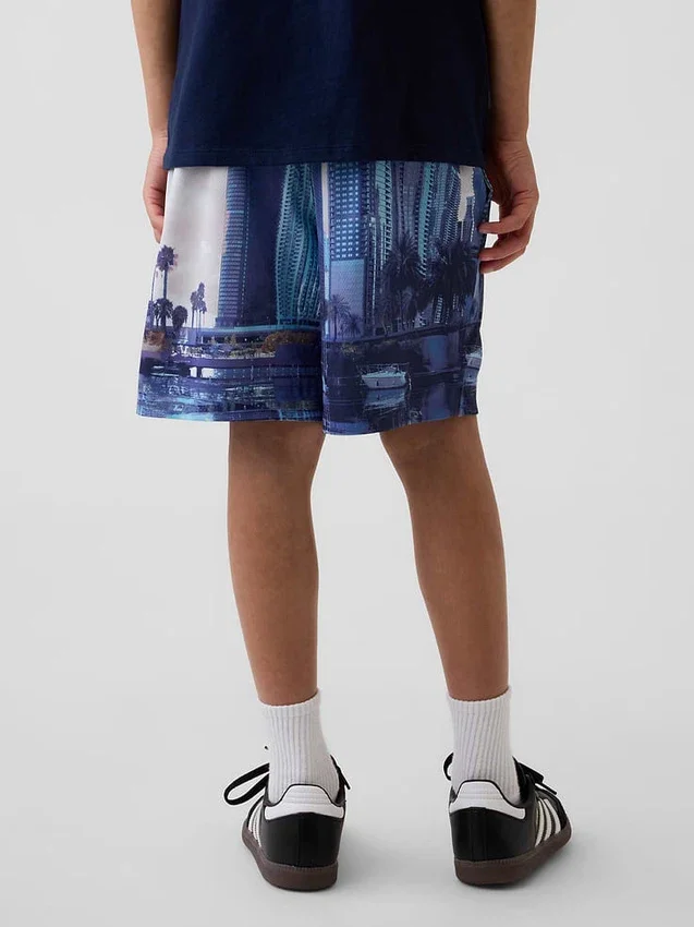 Pantalones cortos GapFit de malla reciclada de 6" para niños