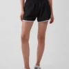 Pantalones cortos GapFit Tech de talle alto