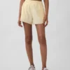 Pantalones cortos GapFit Tech de talle alto