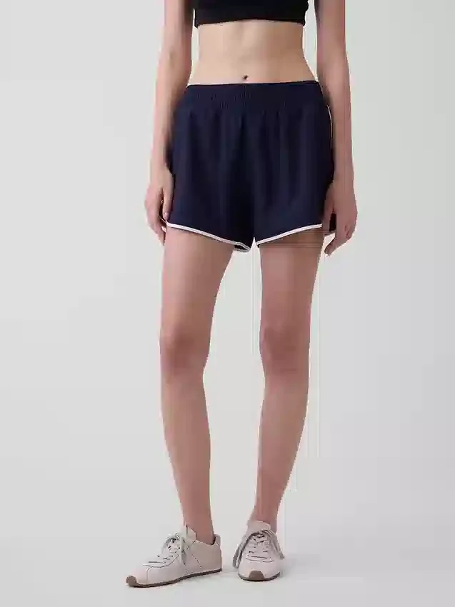 Pantalones cortos GapFit Tech de talle alto