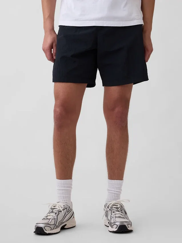 Pantalones cortos híbridos de 7.5"