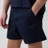 Pantalones cortos holgados de 5.5"