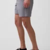 Pantalones cortos holgados de 7"