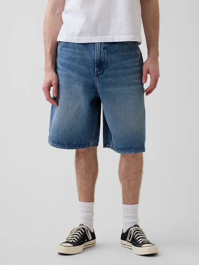 Pantalones cortos holgados de mezclilla estilo carpintero de 10.5"
