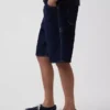 Pantalones cortos holgados de mezclilla estilo carpintero de 10.5"