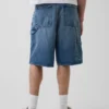 Pantalones cortos holgados de mezclilla estilo carpintero de 10.5"