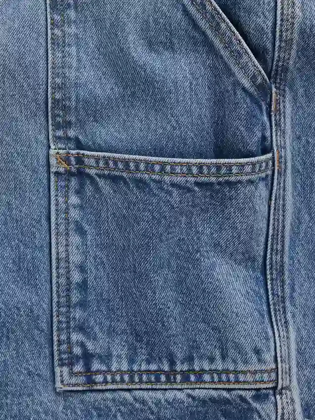 Pantalones cortos holgados de mezclilla estilo carpintero de 10.5"