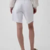Pantalones cortos holgados ultrasuaves de 8" con talle medio