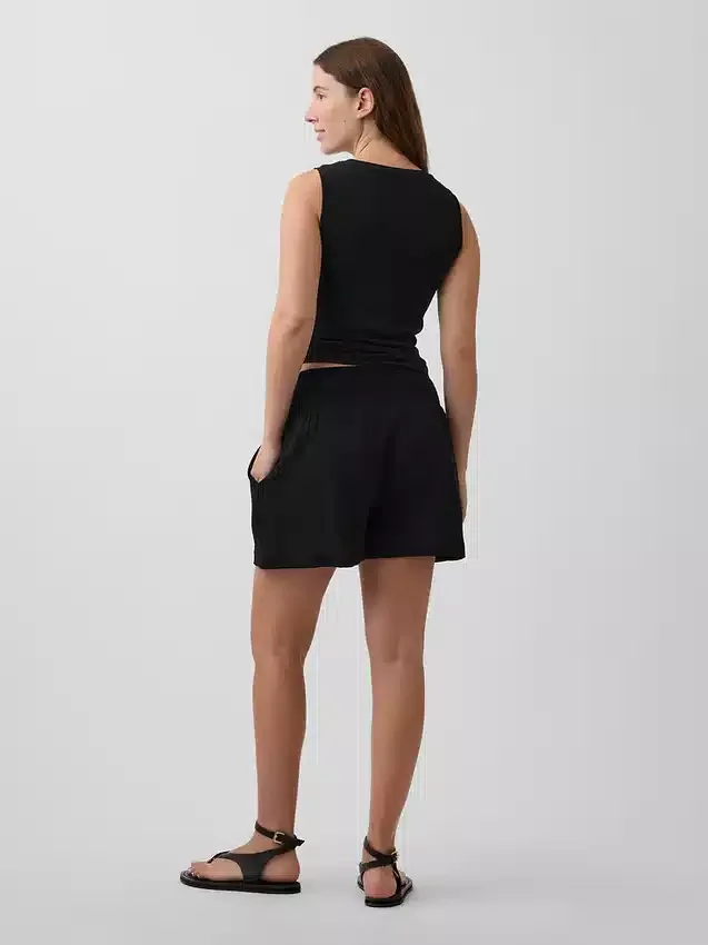 Pantalones cortos premamá fáciles de poner por debajo del vientre