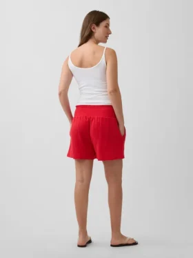Pantalones cortos premamá fáciles de poner por debajo del vientre