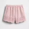 Pantalones cortos sin cordón con dobladillo de ojales para bebés y niños pequeños