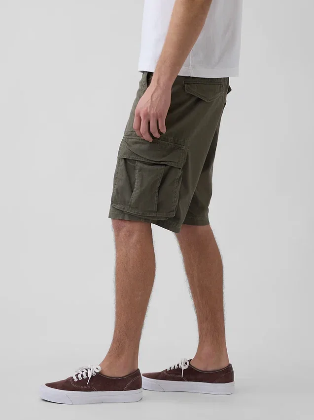 Pantalones cortos tipo cargo de corte holgado de 11"