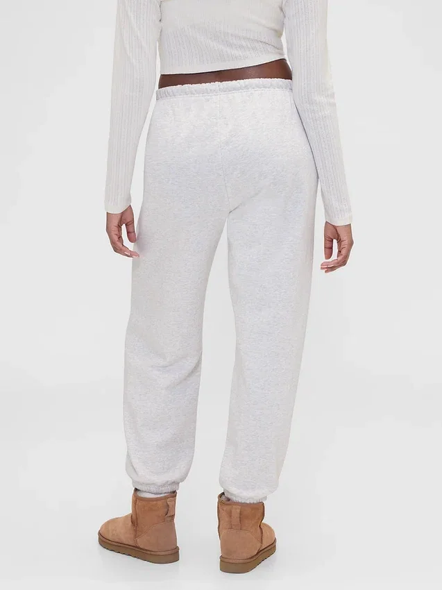Pantalones de chándal Gap × Summer Fridays de tejido grueso y corte relajado con logo