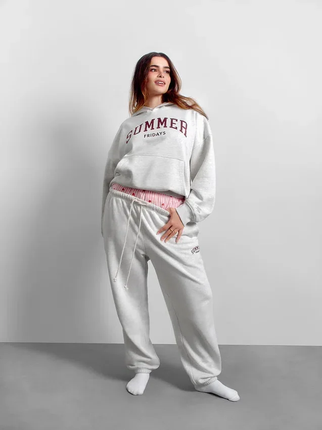 Pantalones de chándal Gap × Summer Fridays de tejido grueso y corte relajado con logo