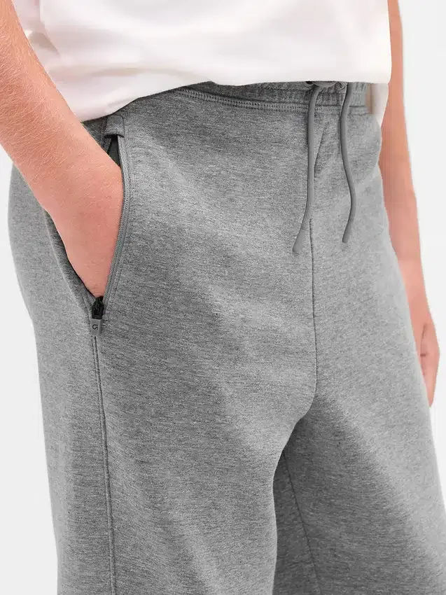Pantalones de chándal GapFit Tech de secado rápido para niños