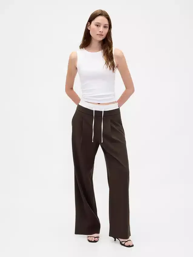 Pantalones de cintura media con doble cintura