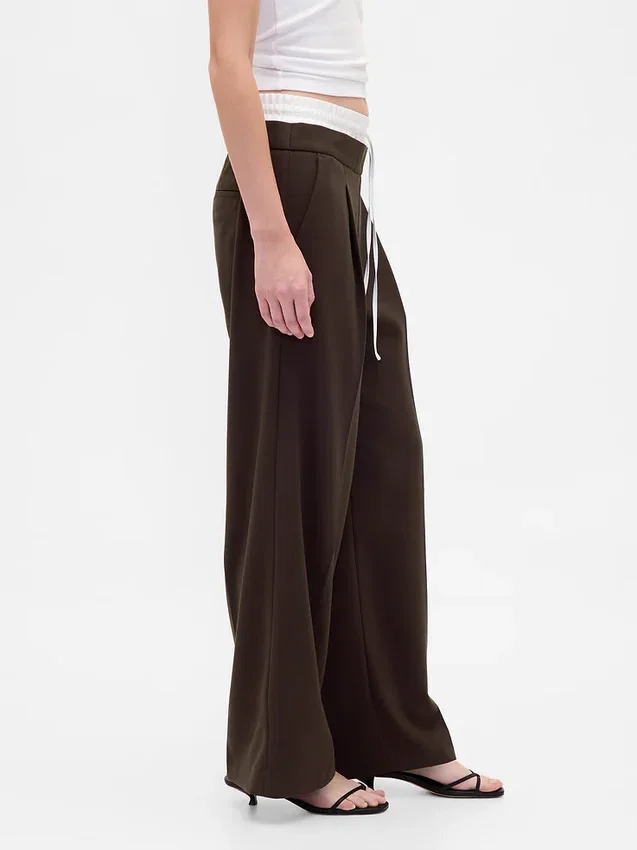 Pantalones de cintura media con doble cintura