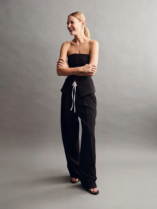 Pantalones de cintura media con doble cintura