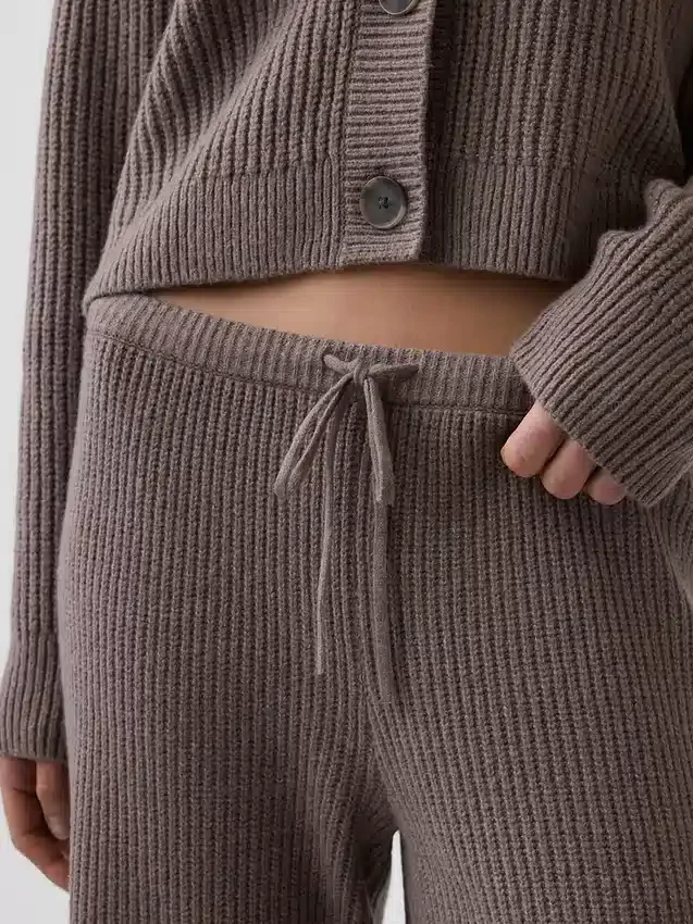 Pantalones de jerséu marrón con punto Shaker de CashSoft