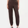 Pantalones de jogging GapFit Tech de talle alto con cremallera en el dobladillo