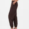 Pantalones de jogging GapFit Tech de talle alto con cremallera en el dobladillo
