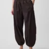 Pantalones de jogging holgados de popelín de algodón orgánico
