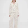 Pantalones de pijama holgados de franela con lunares de GAP × Summer Fridays