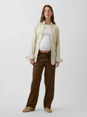 Pantalones de sarja premamá con diseño bajo el vientre