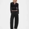Pantalones de talle medio de sarga con corte de barril