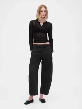 Pantalones de talle medio de sarga con corte de barril