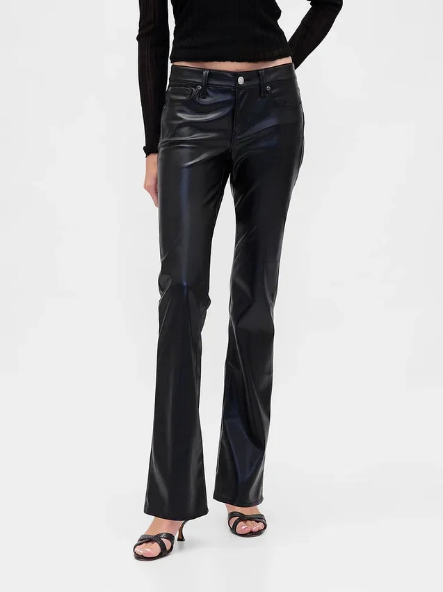 Pantalones largos y ajustados de cuero vegano reciclado de talle bajo