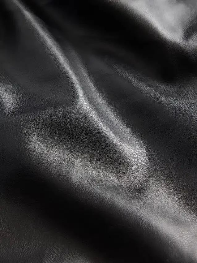 Pantalones largos y ajustados de cuero vegano reciclado de talle bajo