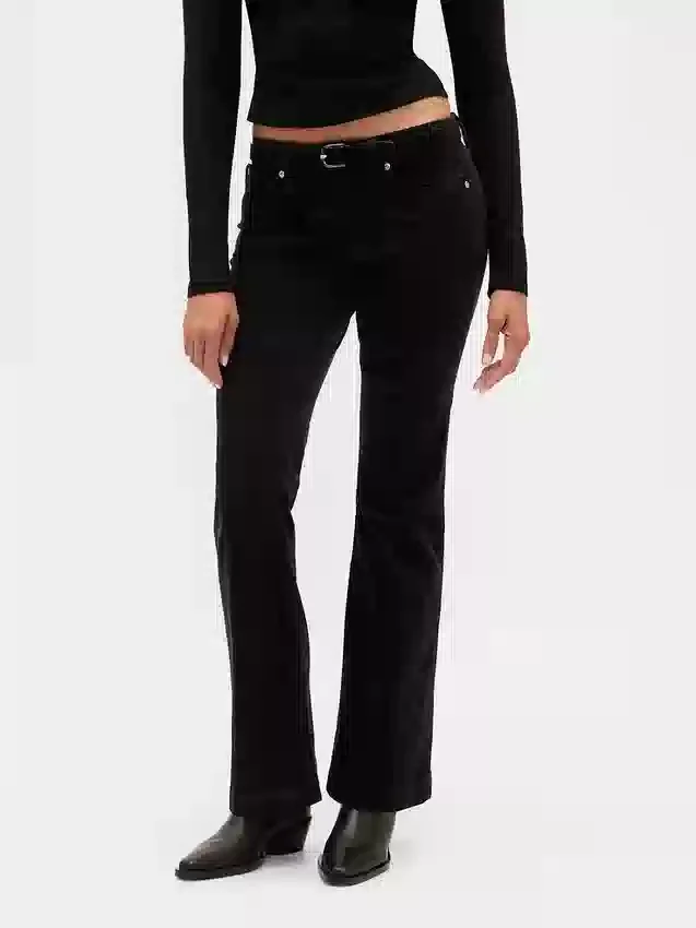 Pantalones largos y ajustados de pana de talle bajo