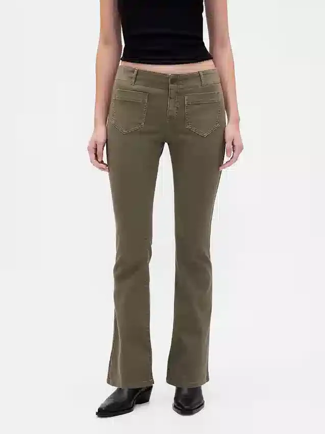 Pantalones largos y ajustados de sarga de talle bajo