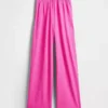 Pantalones rectos de tela gruesa