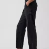 Pantalones utilitarios de talle medio hasta el tobillo