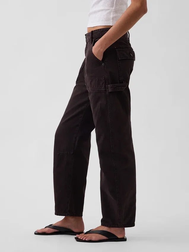 Pantalones utilitarios de talle medio hasta el tobillo