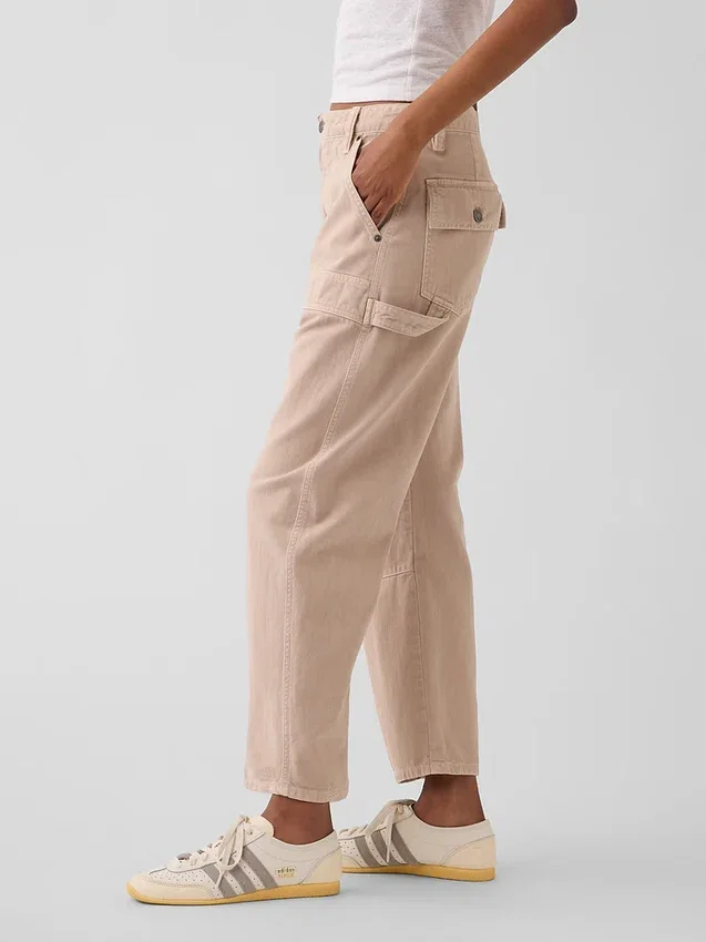 Pantalones utilitarios de talle medio hasta el tobillo