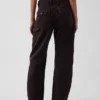 Pantalones utilitarios de talle medio hasta el tobillo