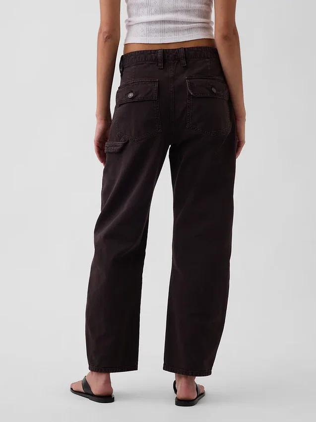 Pantalones utilitarios de talle medio hasta el tobillo