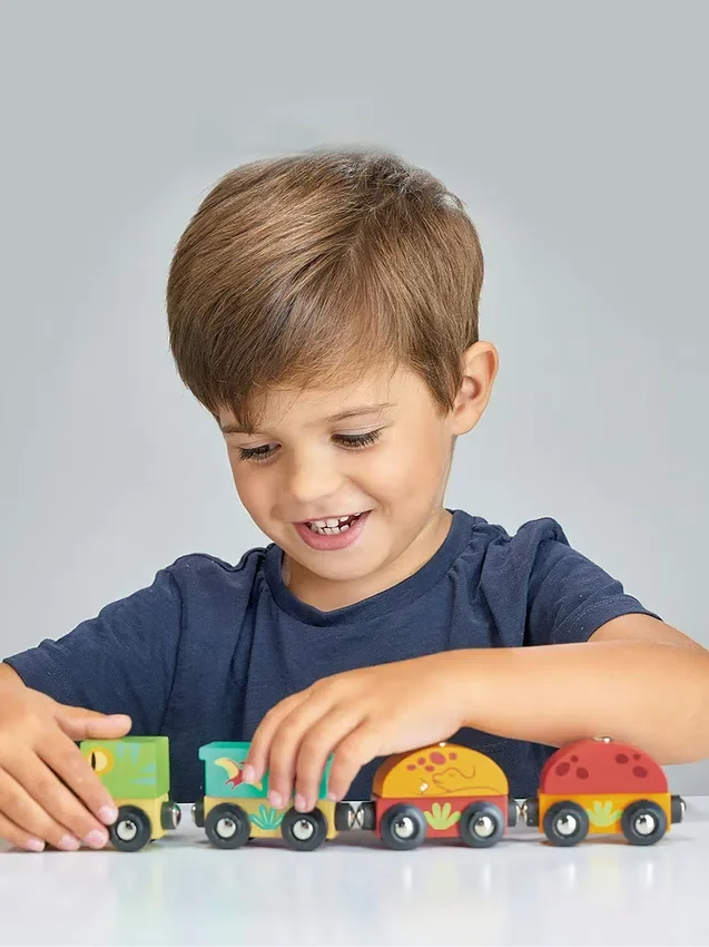 Paquete de juguetes para niños pequeños «Adventure Trains»