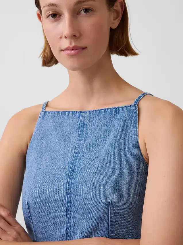 Partes de arriba de denim ultrasuave con costuras y cuello cuadrado