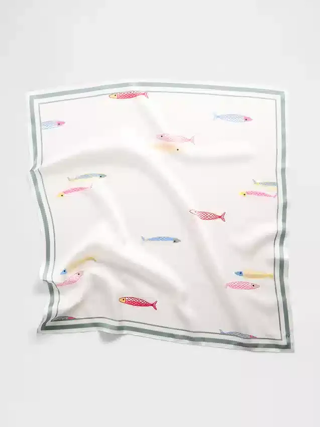 Pañuelo oversize 100 % seda